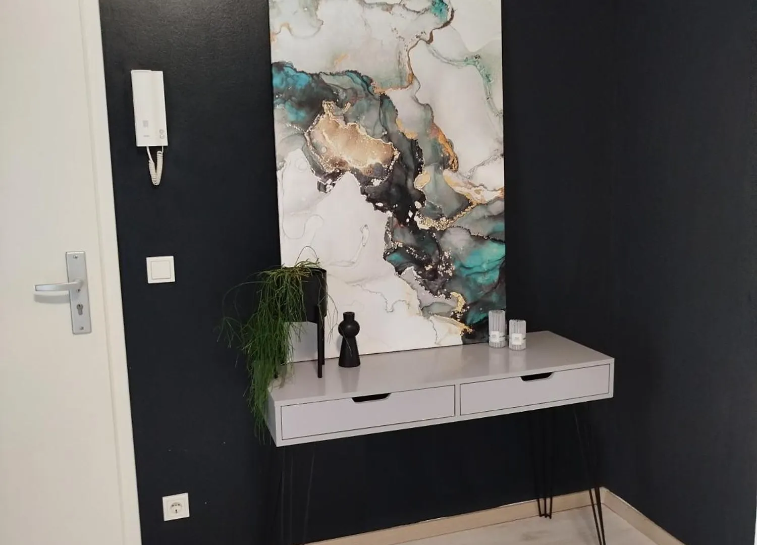 Moderne Ferienwohnung In Niederkassel Appartement