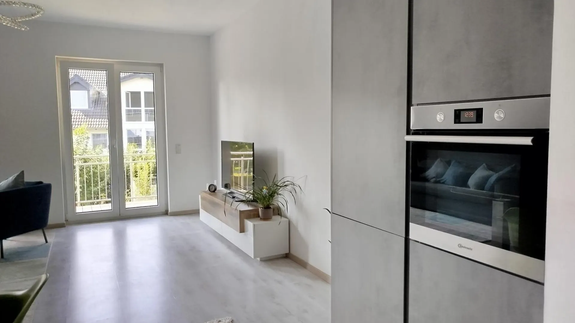 Moderne Ferienwohnung In Niederkassel Apartment