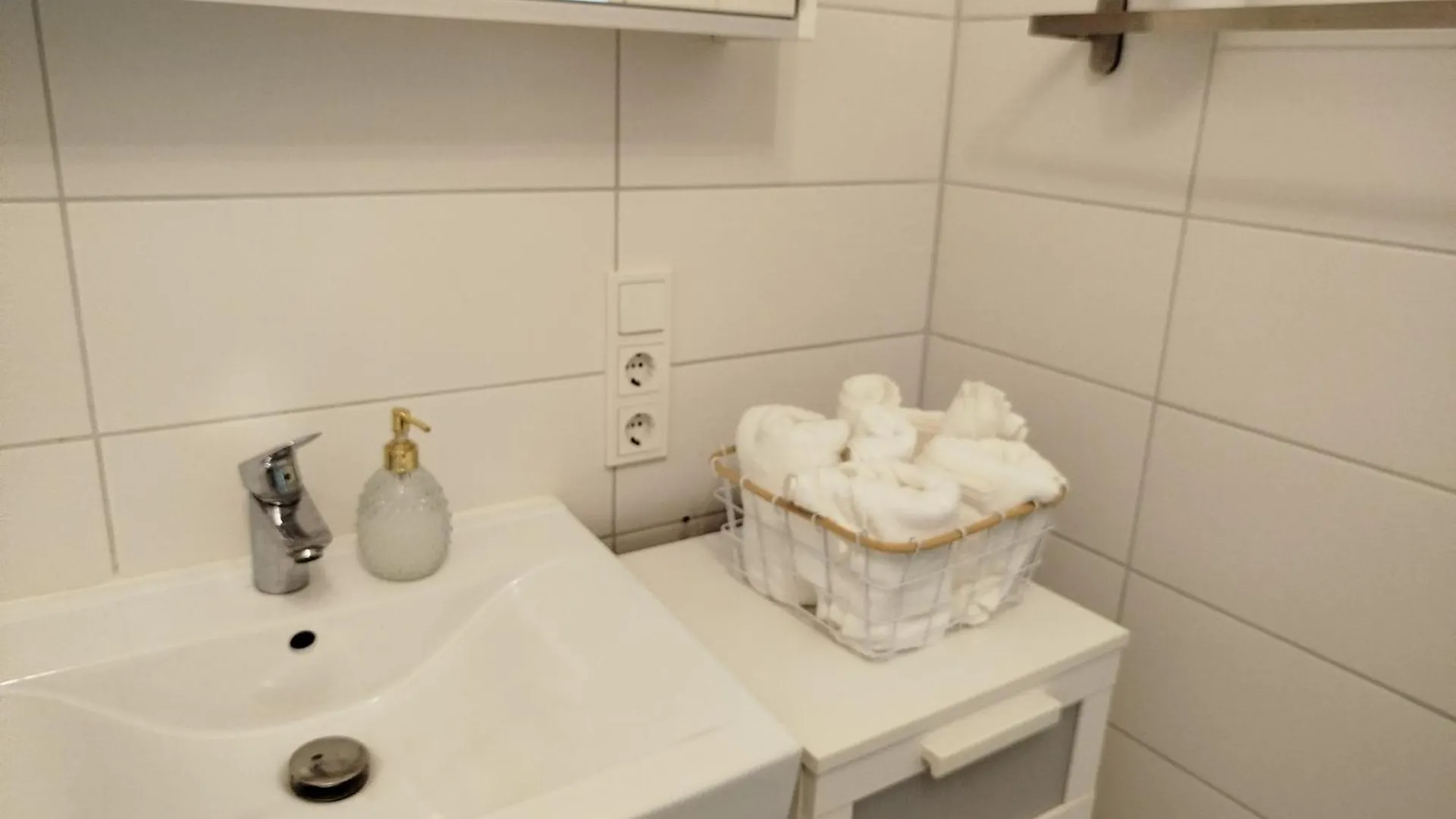 Moderne Ferienwohnung In Niederkassel