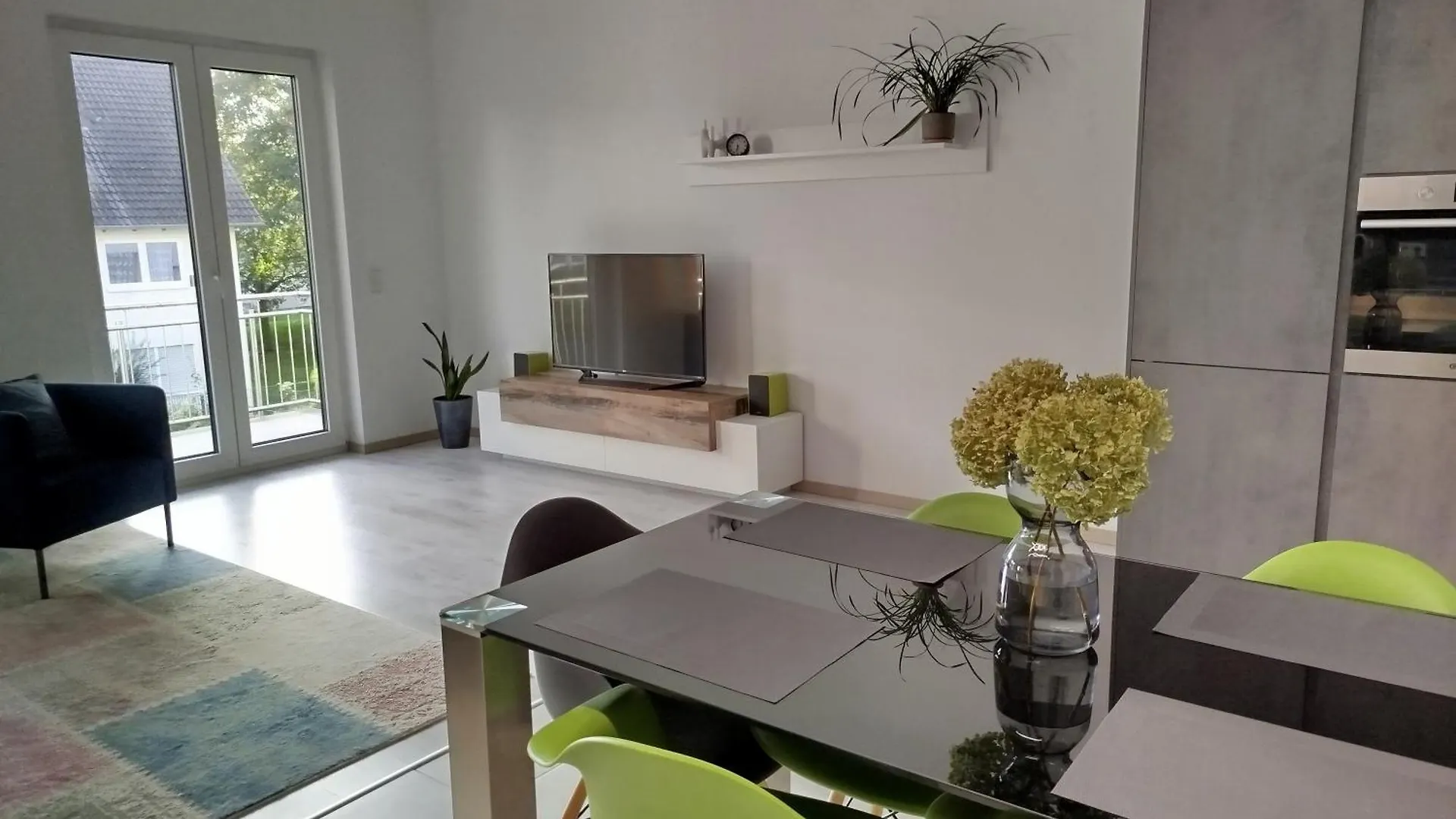 Moderne Ferienwohnung In Niederkassel 0*,  Germany